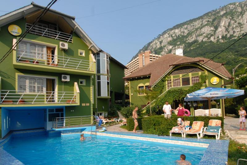 Villa Hera Baile Herculane Bagian luar foto