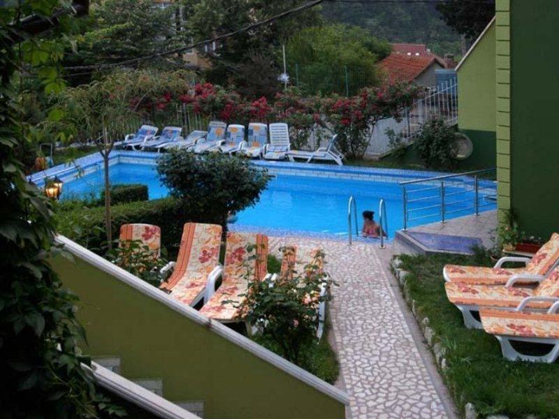 Villa Hera Baile Herculane Bagian luar foto