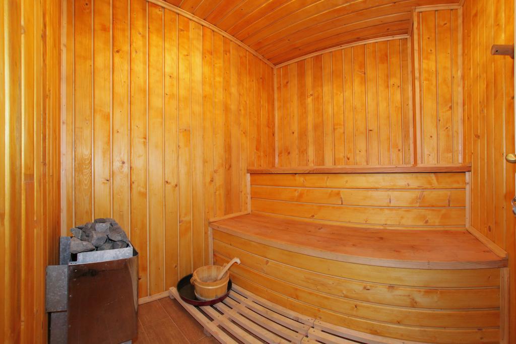 Villa Hera Baile Herculane Bagian luar foto