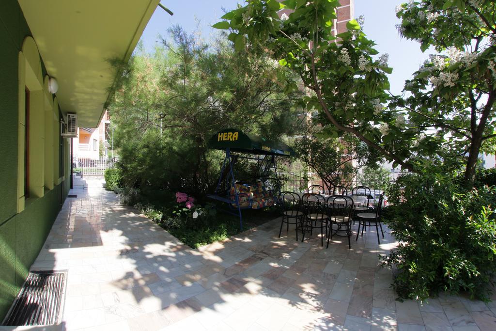 Villa Hera Baile Herculane Bagian luar foto